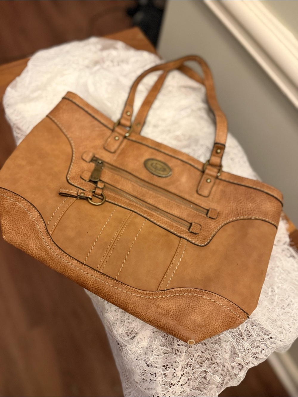 b.o.c Brown Pebbled Tote Bag Double Handles Zip & Magnetic Closure Pockets